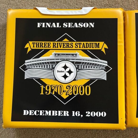 2 Pittsburgh Steelers Three Rivers Stadium Final Season Seat Cushions - Picture 2 of 9